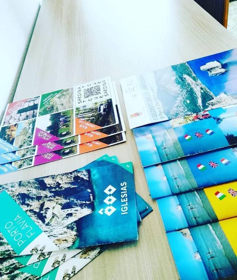 Centro Azzurro Villa Iglesias Eksteriør billede